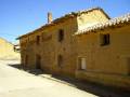 Imagen de casa antigua de barro y tapial